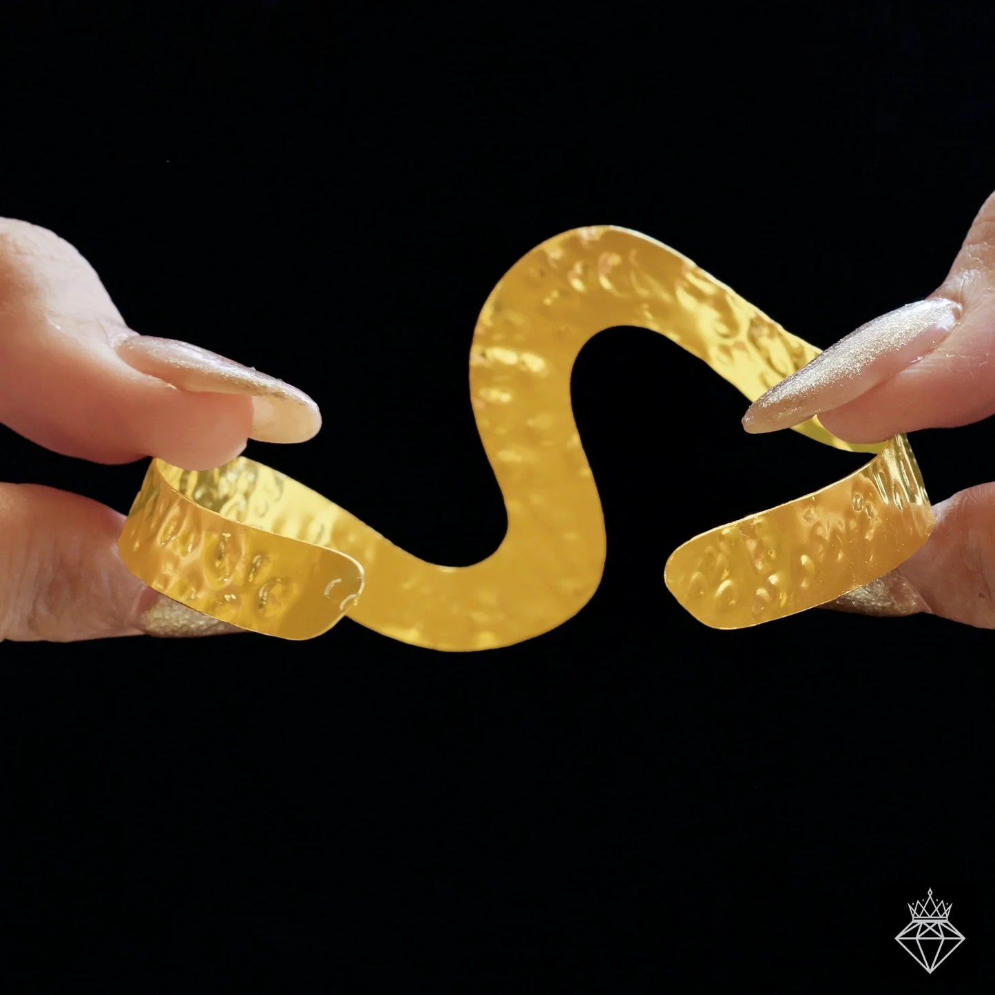 Anti-Tarnish Wavy Bracelet